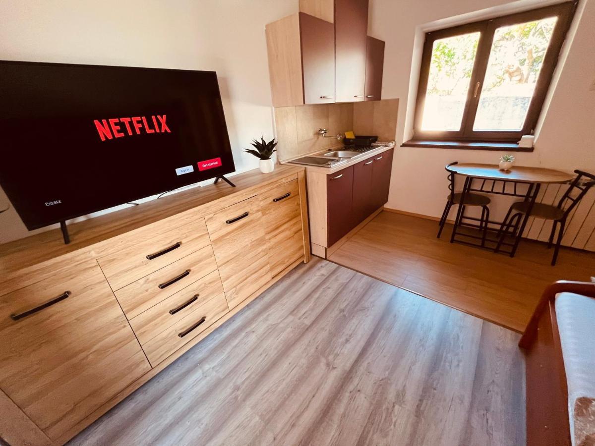 Lea Apartment Lucija Buitenkant foto